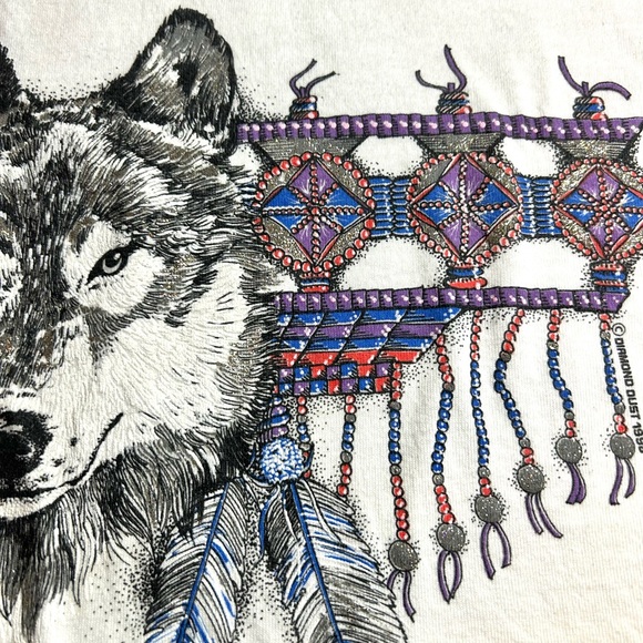 Vintage 80s Diamond Dust Glitter Native American Wolf White T-Shirt Sz Medium - Picture 4 of 5